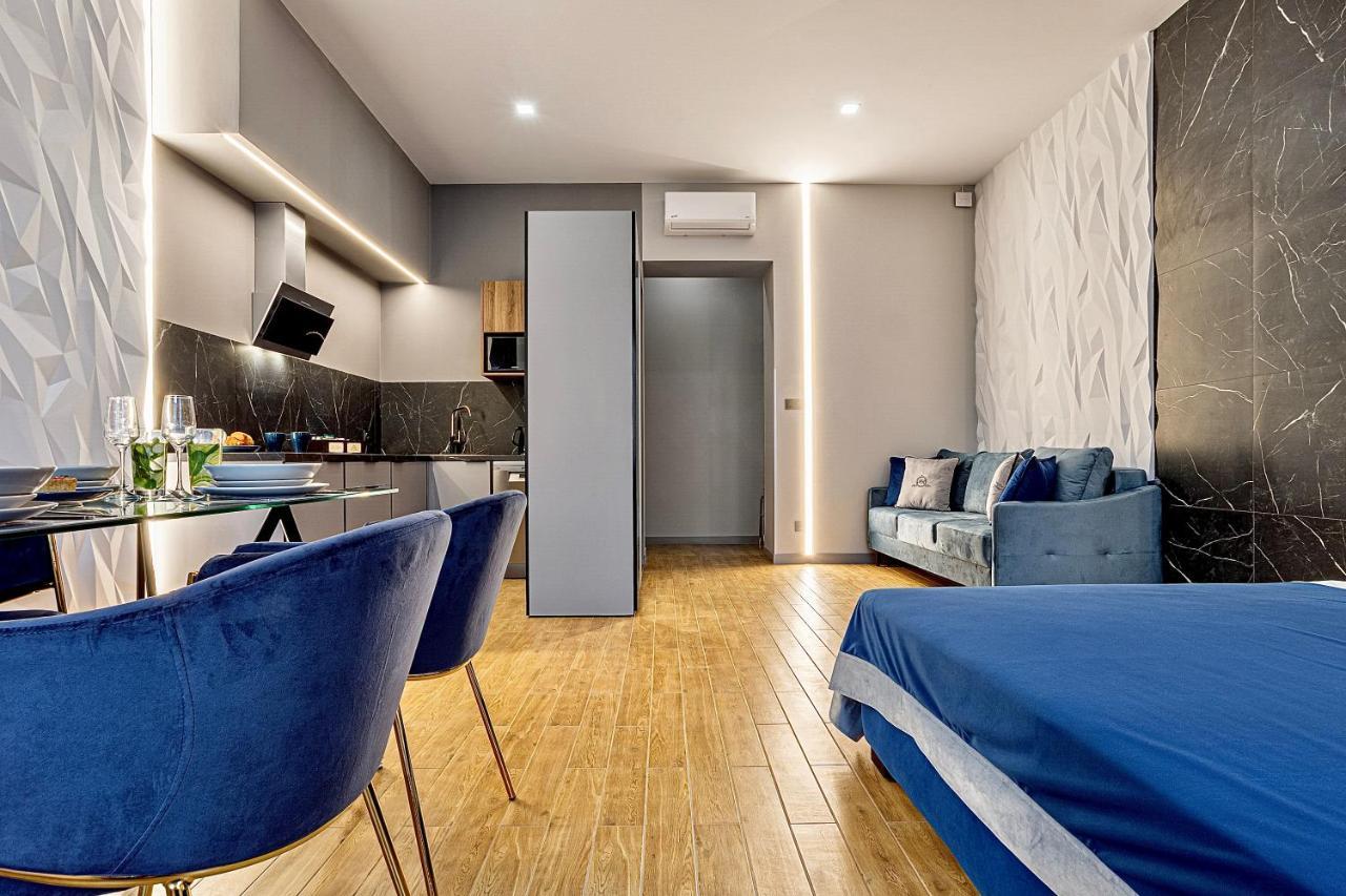 Central Family Boutique Apartments 2 ลวีฟ ภายนอก รูปภาพ
